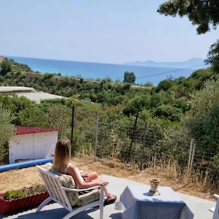 Real Holidays Antoniadou - Rustic House Сasa de vacaciones Elaiokhorion