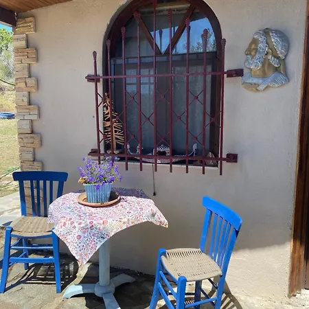 Semesterbostad Real Holidays Antoniadou - Rustic House *