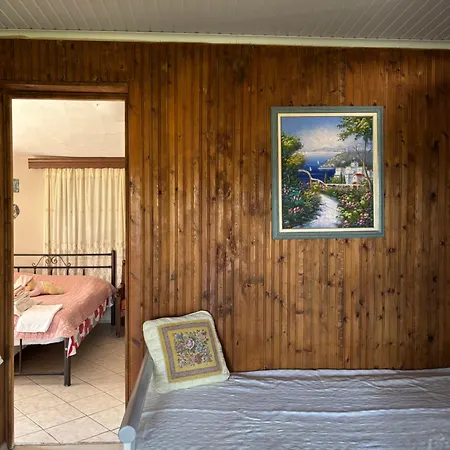 Semesterbostad Real Holidays Antoniadou - Rustic House *