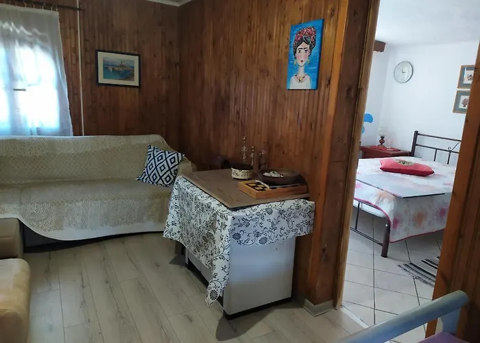 Real Holidays Antoniadou - Rustic House Hébergement de vacances *